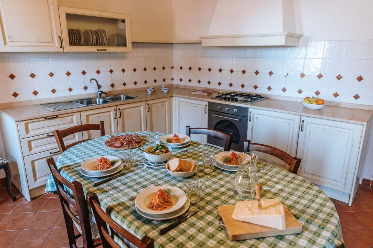 Borgo Villa A Sesta San Gusme Екстер'єр фото