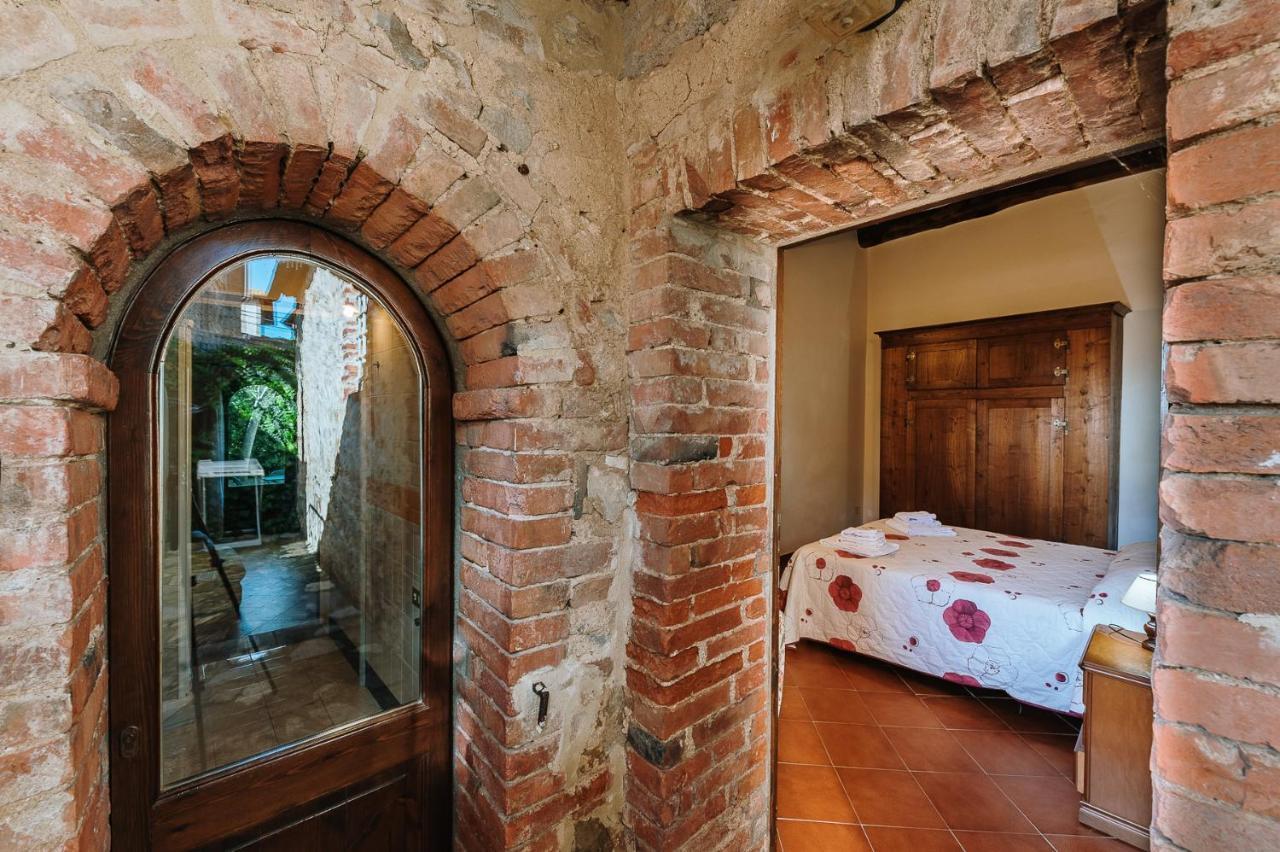 Borgo Villa A Sesta San Gusme Екстер'єр фото
