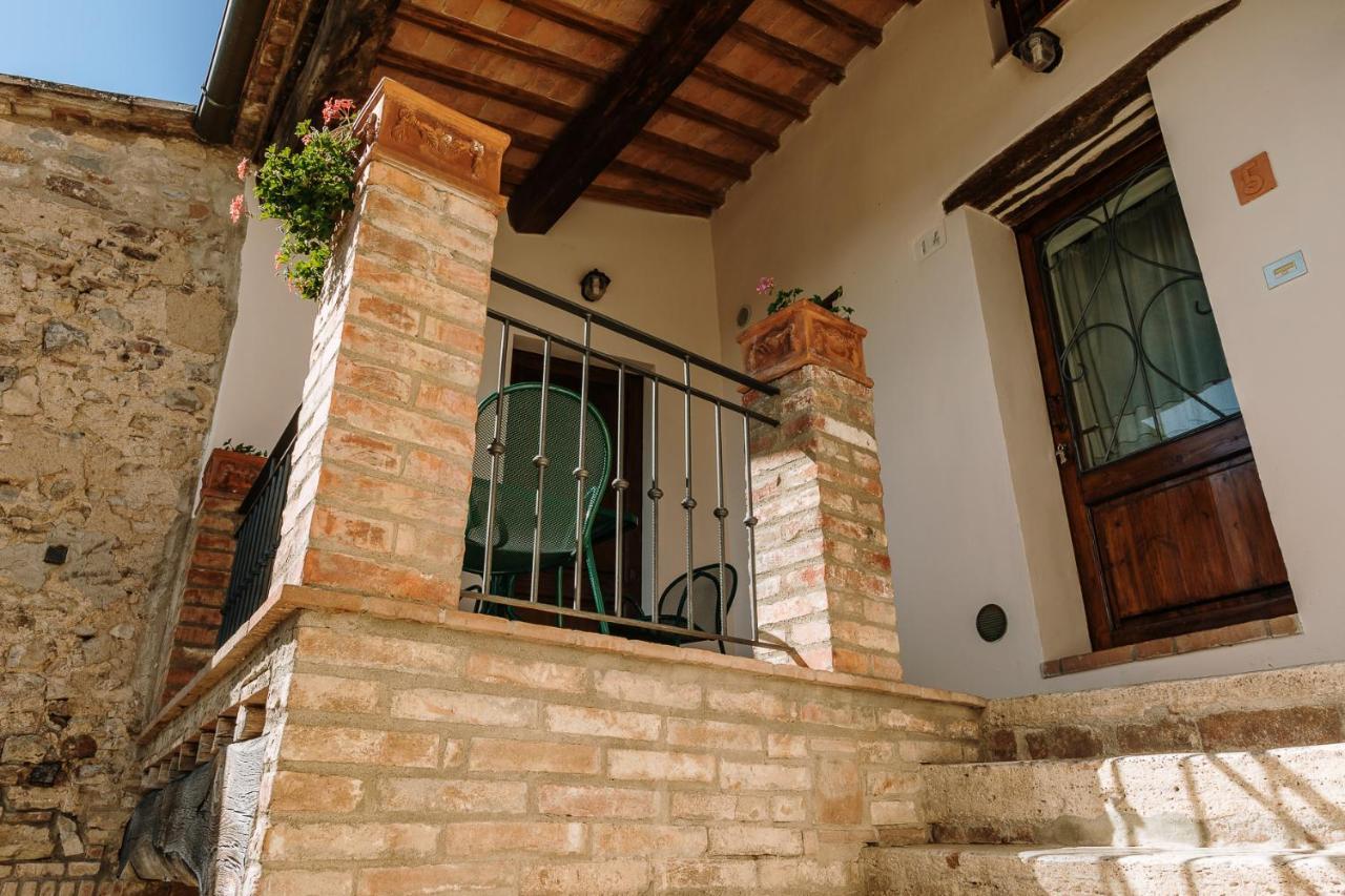 Borgo Villa A Sesta San Gusme Екстер'єр фото